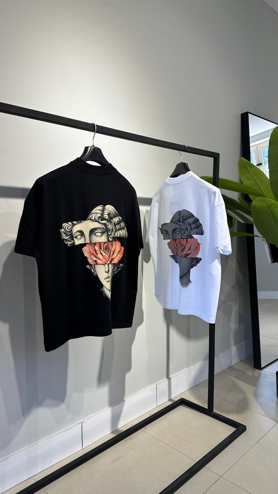 T-shirt stampa VENUS st22