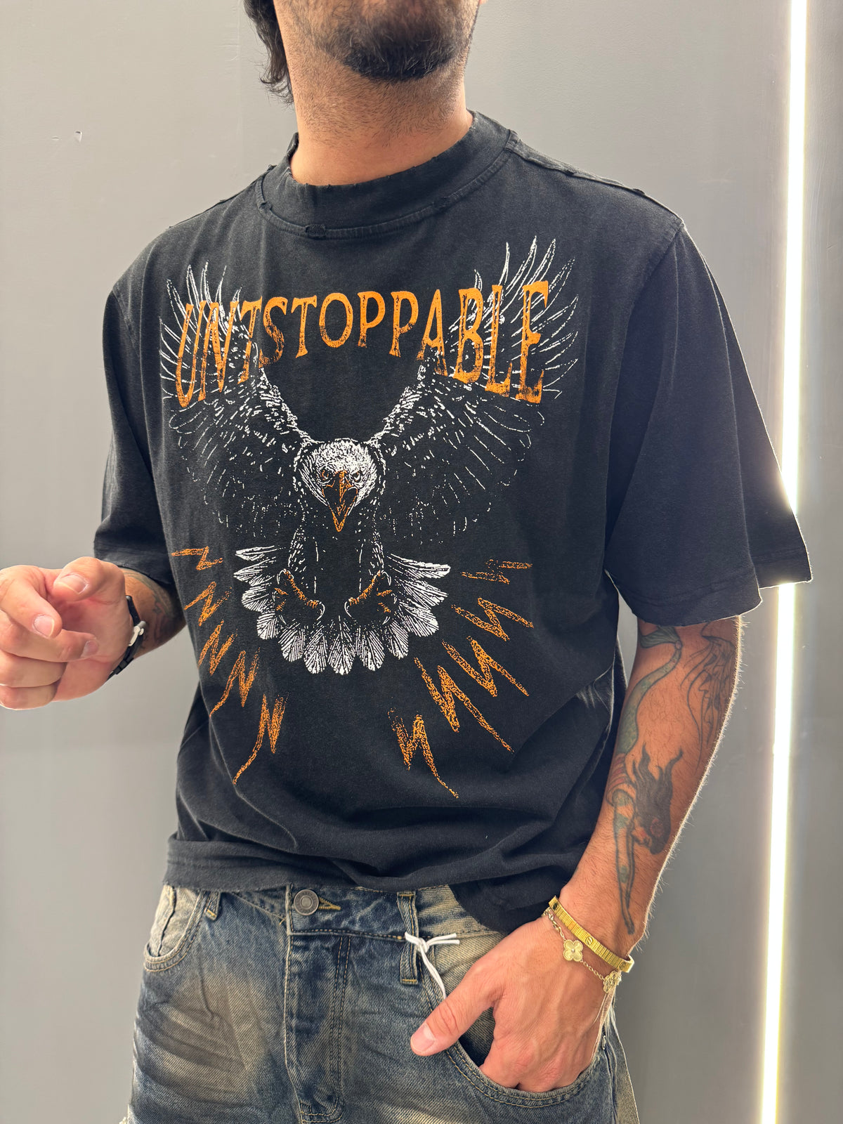T-shirt UNTSTOPPABLE 006